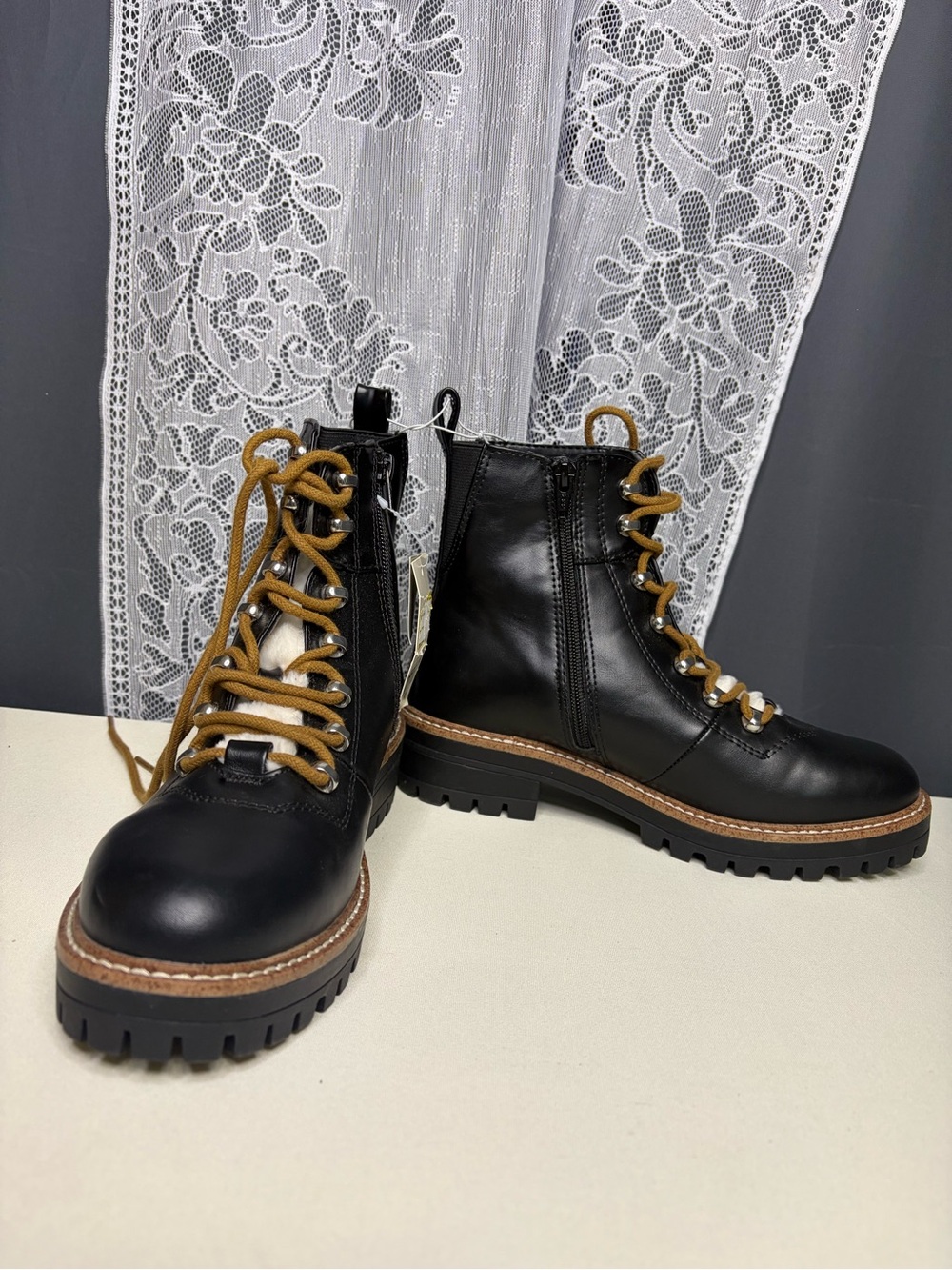 NWT Women’s Black Leather Work Boots - Size 8